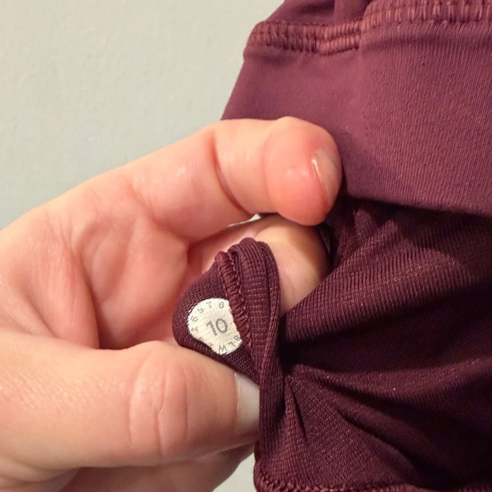 Lululemon Athletica Dark Red Strappy Sports Bra - Picture 3 of 3